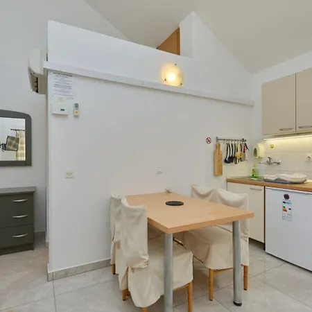 In With Sea View, Balcony, Air Conditioning, Wifi 5197-3 Appartement Saplunara