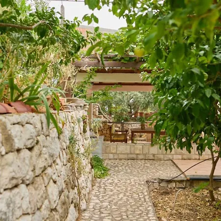 Appartamento In With Sea View, Balcony, Air Conditioning, Wifi 5197-3 Saplunara