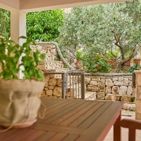 In With Sea View, Balcony, Air Conditioning, Wifi 5197-3 * Saplunara