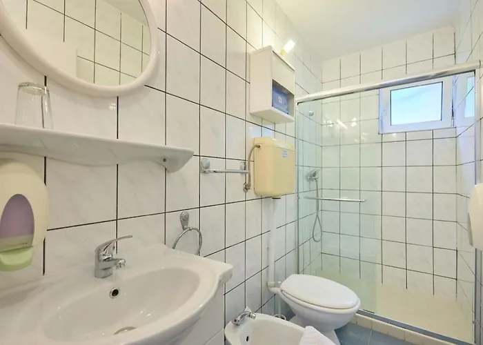 In With Sea View, Balcony, Air Conditioning, Wifi 5197-3 Саплунара